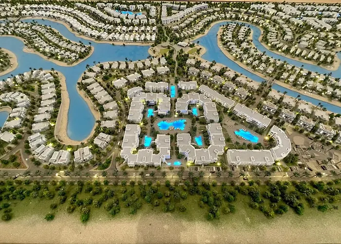 2 Bedrooms Prime Chalet In Azha Ain Sokhna Ajn-Szuhna