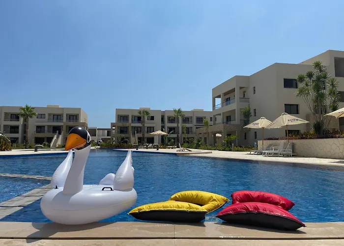 2 Bedrooms Prime Chalet In Azha Ain Sokhna Alpesi faház *
