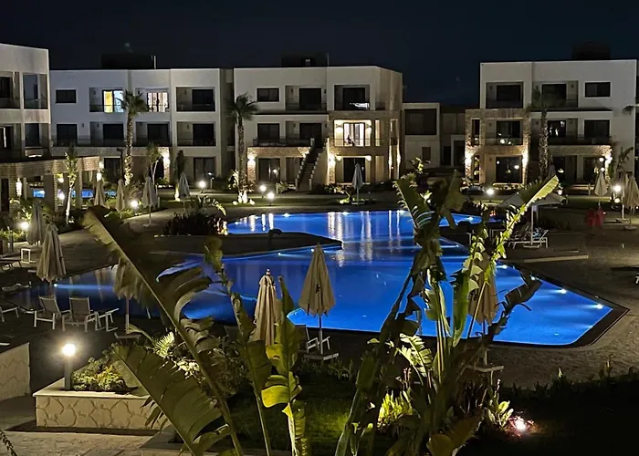 2 Bedrooms Prime Chalet In Azha Ain Sokhna Ajn-Szuhna