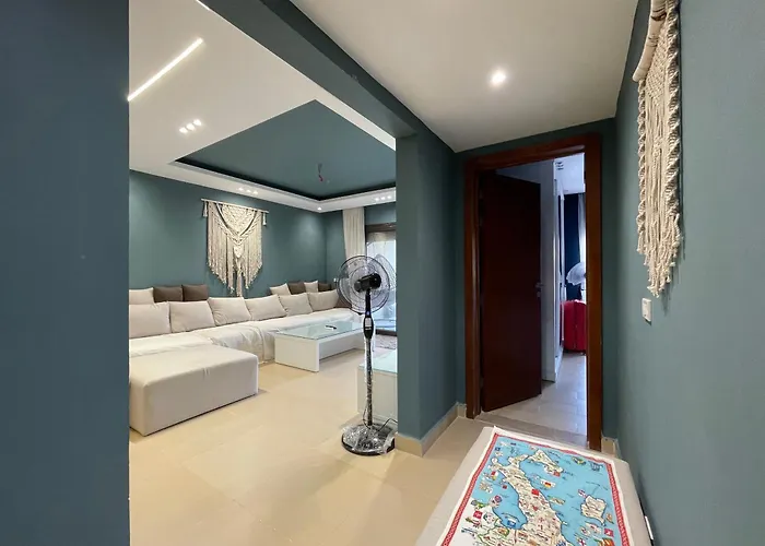 2 Bedrooms Prime Chalet In Azha Ain Sokhna Alpesi faház